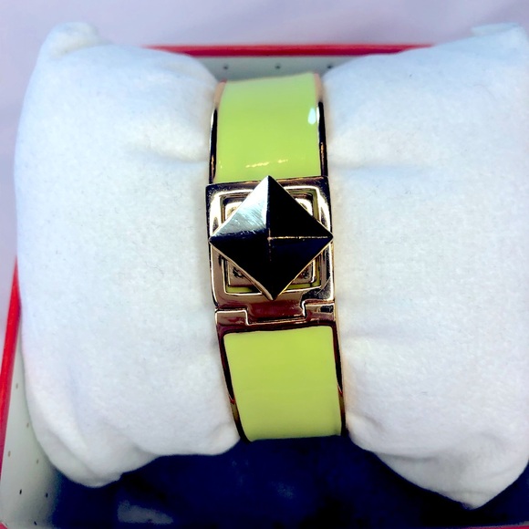 Kate Spade ♠️ Lime Green And Gold Enamel Hinged Bracelet - Picture 2 of 7